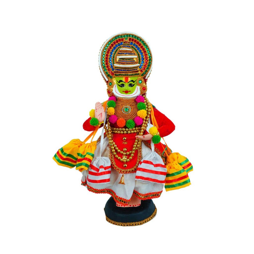 kathakali idol for home showpiece made in fiber 46cm height